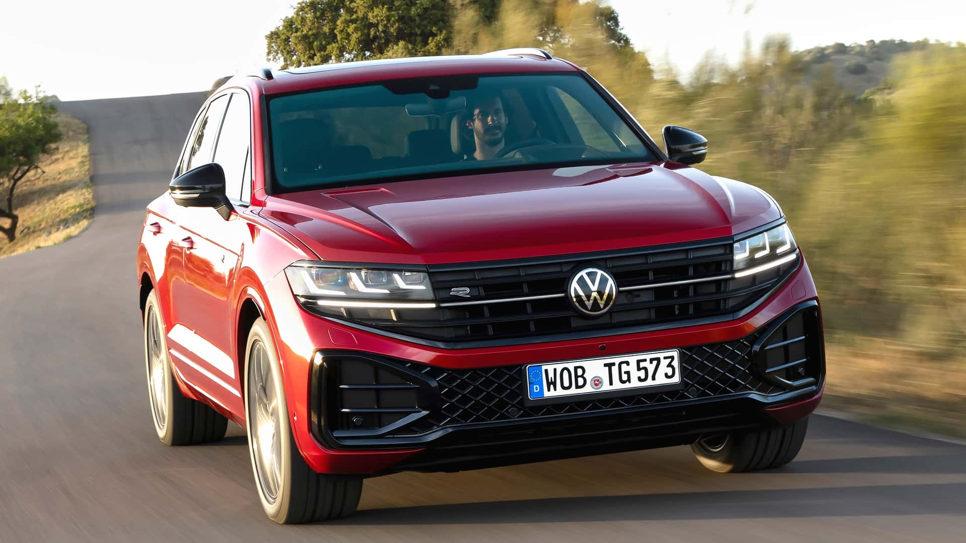 В Україні почалися продажі нового VW Touareg: комплектації та ціни