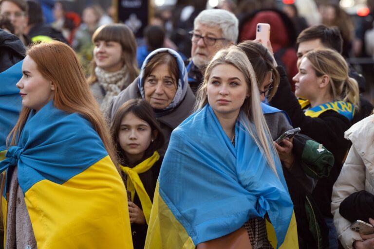 Одна з країн Європи різко скоротить соціальну допомогу українським біженцям - today.ua