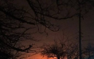 Пожежа на Ільському НПЗ у Росії: п’ять аеропортів припинили роботу