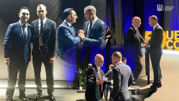 УАФ спростовує: Російських команд не повертатимуть до єврокубків.