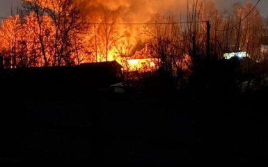 Вибухи на Бєлгородщині: палає військовий об’єкт після атаки дронів