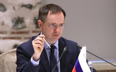 Росія повідомляє про складні переговори з Україною