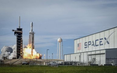 Сенатори США розслідують ймовірні приховані китайські інвестиції SpaceX