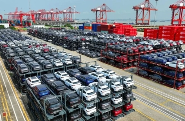 Євросоюз та Китай уклали угоду: нові правила імпорту електромобілів вже тут