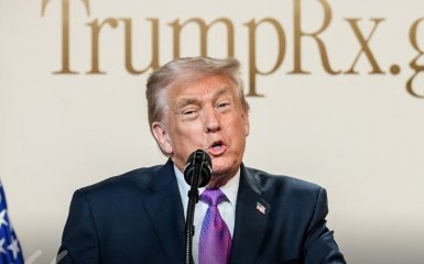 Трамп закликає Україну: сідайте за стіл перемовин негайно