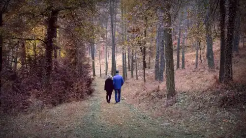 Чому дорослі чоловіки відмовляються від власної сім’ї заради дому матері
