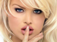 Ідеальна жінка: чи мусить вона володіти власною нерухомістю?