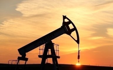 Нафта здолала $100: ціни стрімко злетіли до нових максимумів