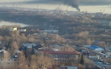 Полум’я охопило НПЗ в Уфі: дрони атакували російське місто