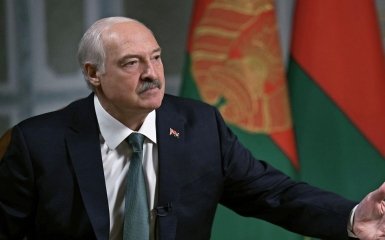 Лукашенко заявляє про готовність до “великої угоди” з Трампом