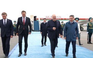 Лукашенко готує “серйозну розмову” з представником Макрона