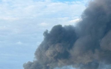 Україна завдала ударів по нафтопереробному заводі “Саратовський” та пунктах управління окупантів