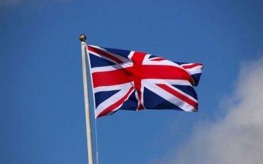 Велика Британія скасувала обмеження на імпорт російської нафти: що це означає