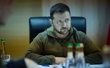Зеленський анонсує потужні операції: Україна завдає ударів далеко вглиб Росії
