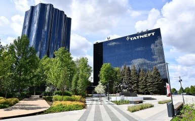 “Татнафта” обмежує продаж пального: що відомо про причини та наслідки