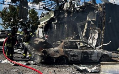 Зростає кількість жертв: Росія атакувала АЗС на Херсонщині