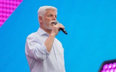 Президент Чехії Павел подає до суду на прем’єр-міністра Бабіша