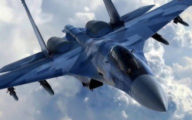 Сили оборони України нищать командний пункт росіян у Макіївці потужним авіаударом