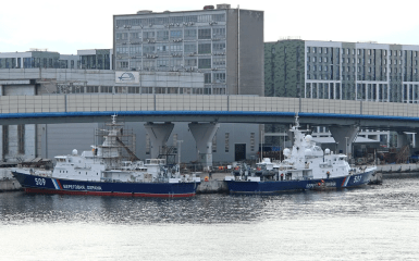 СБУ “вполювала” російський корабель у Криму: ексклюзивні кадри