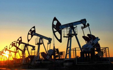 Нафта дешевшає: угода США-Іран обвалила світові ціни