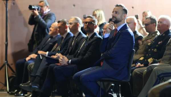 Глава оборонного відомства Польщі: Втілюємо бойовий досвід України в оновлення власного війська