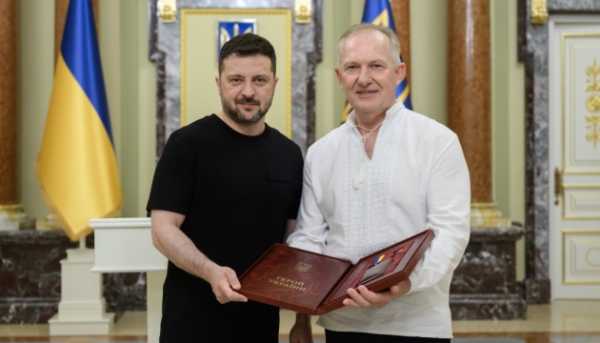 Володимир Зеленський надав звання Герой України Сергію Риженку, котрий очолює лікарню на Дніпропетровщині.