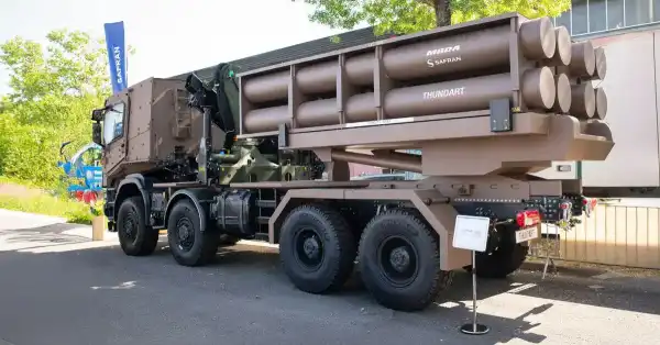 Українські військові тестують новітній французький “розгніваний” реактивний снаряд