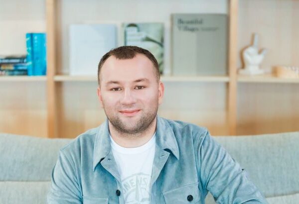 Mykhailo Zborovskyi Cosmobet (в минулому власник бренду): Що насправді утримує гравця на платформі довше. Порівняння двох підходів