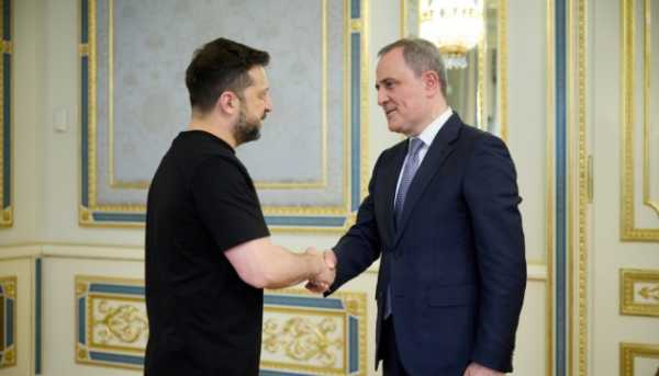 Президент обговорив з міністром закордонних справ Азербайджану взаємодію в оборонному та промисловому секторах.