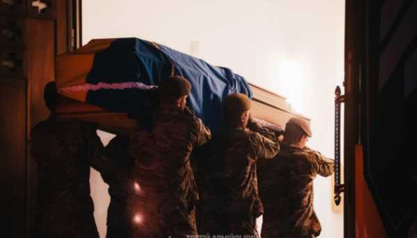 У Києві відбулася церемонія прощання з полковником Євгеном Коновальцем