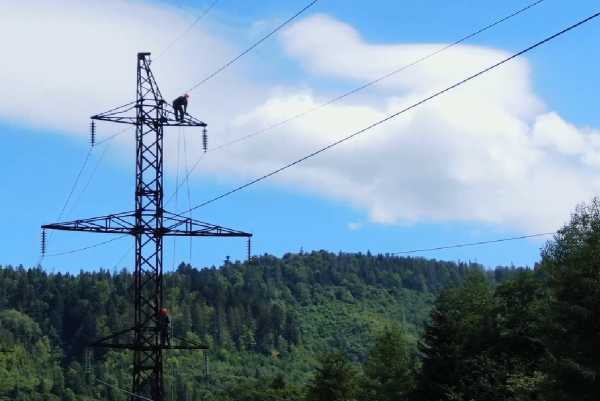 Київщина без світла до вечора: де запроваджено графіки погодинних вимкнень електроенергії 14 серпня