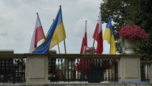 «Не залишайся осторонь»: по всій Польщі пройшли заходи на підтримку українців