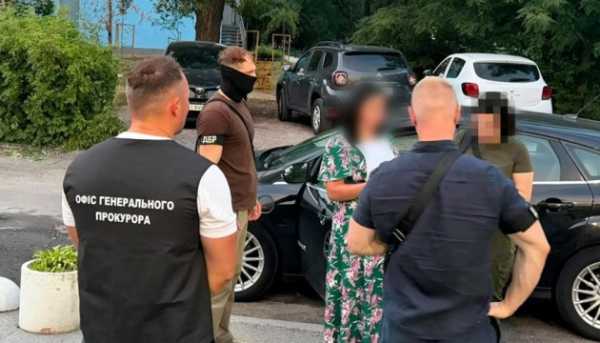 Співробітницю Генерального штабу підозрюють у отриманні неправомірної вигоди за допомогу в оформленні фальшивої інвалідності
