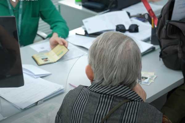 Допомога пенсіонерам: у Пенсійному фонді пояснили, чи можуть скасувати виплати при зміні місця проживання