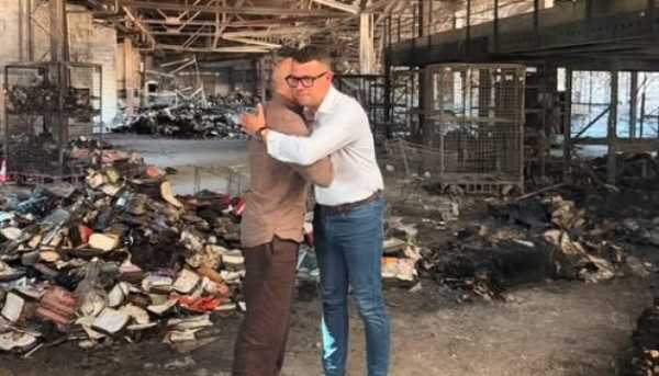 Глава Мінкульту Литви відвідав зруйнований Росією склад книжок у Харкові
