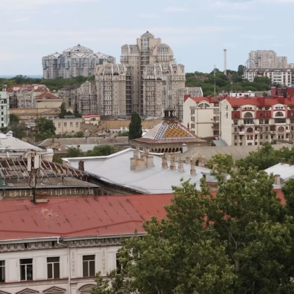 Одеську область очікують зливи: синоптики прогнозують негоду на тиждень