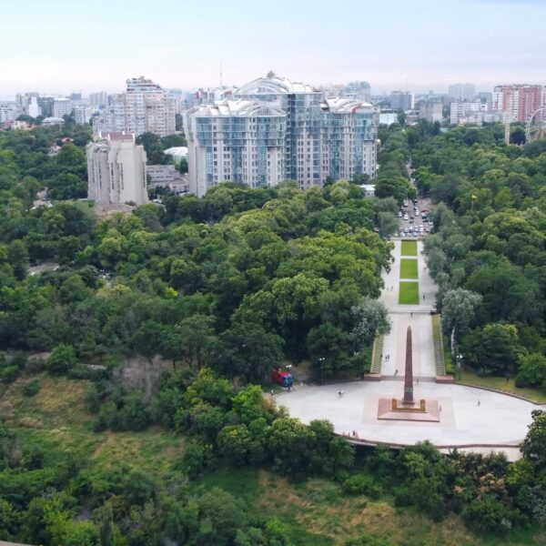 Одещина готується до злив: синоптики розкрили прогноз погоди на тиждень