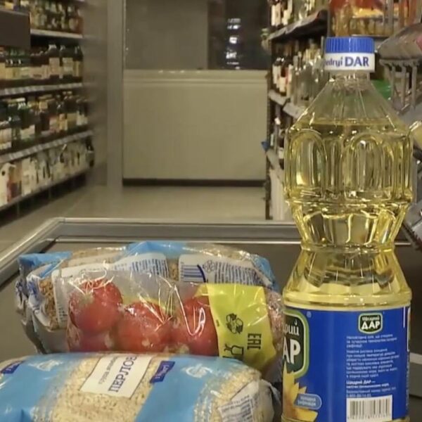 Харків: В ОВА повідомили, які продукти зникають з полиць магазинів