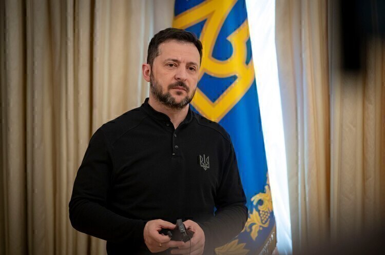 Ілюстративне фото масштабних російських атак: 2100 дронів, 1700 КАБів та 78 ракет