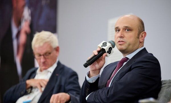 Освойте новий застосунок для продуктивної роботи: оптимізуйте свої завдання вже сьогодні