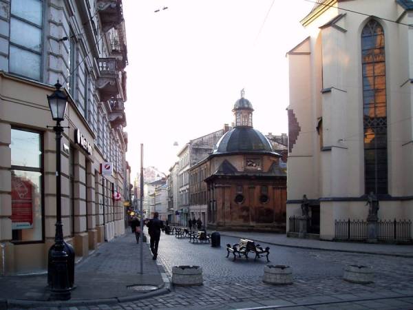 Вид на вулицю Галицьку у наші дні. Фото з https://uk.wikipedia.org