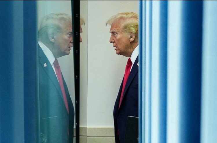 Команда Fox News на сторожі: Трамп обрав новий шлях трансляції Trump TV Команда Fox News на сторожі: Трамп обрав новий шлях трансляції Trump TV