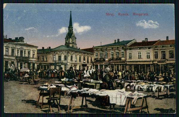 Stryj, rynek 1918 Торги на площі Ринок в Стрию. Листівка 1918 року