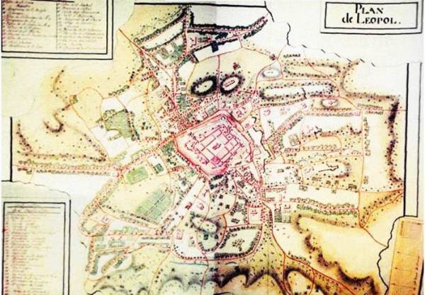 План Львова Адальберта Карасека 1807р. На схід від середмістя зафіксовано «лінію Беренса»