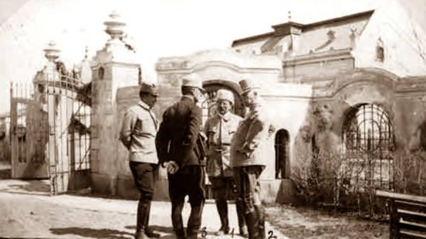 Свен Гедін (другий з права),Галичина, 1914-1918