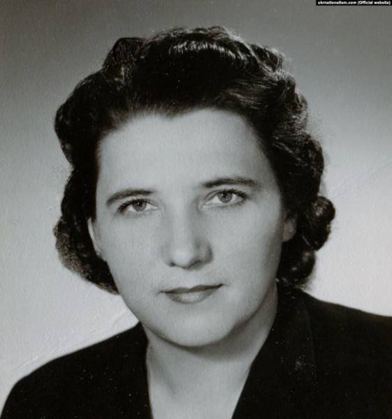 Ярослава Стецько (Ганна Музика) (1920–2003) – український політик, громадський діяч, керівник ОУН(б), голова Антибільшовицького блоку народів (АБН)