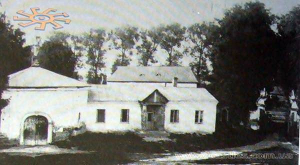Брама палацу, 1930-ті роки Брама палацу, 1930-ті роки
