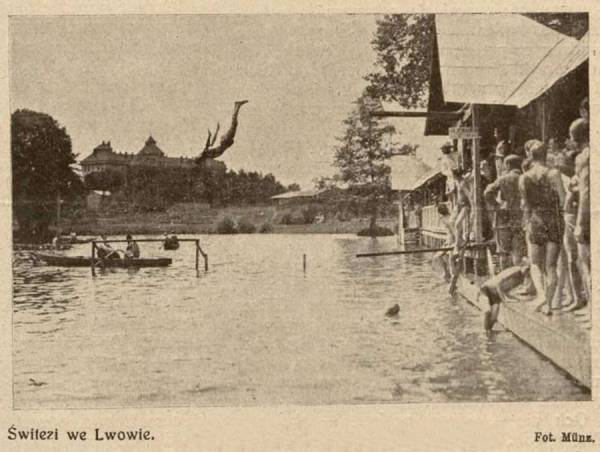 Змагання на ставі "Світязь". Фото 1925 року