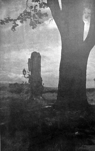 Степан Дмоховський. Природорожна фіґура, Кривичі, поч. 1930-х рр. (Світло й Тінь. – 1935. – Ч. 10)