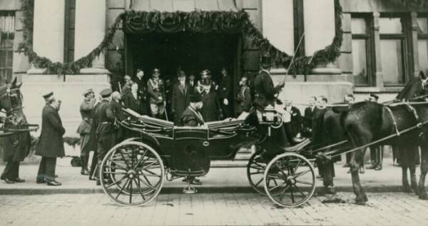 Войцеховський у Львові: маловідомі фотографії президентського візиту 1924 року